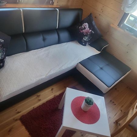 Domki Letniskowe Paradise Ревал Екстериор снимка
